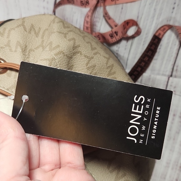 NWT Jones New York monogram hobo bag - Picture 10 of 14